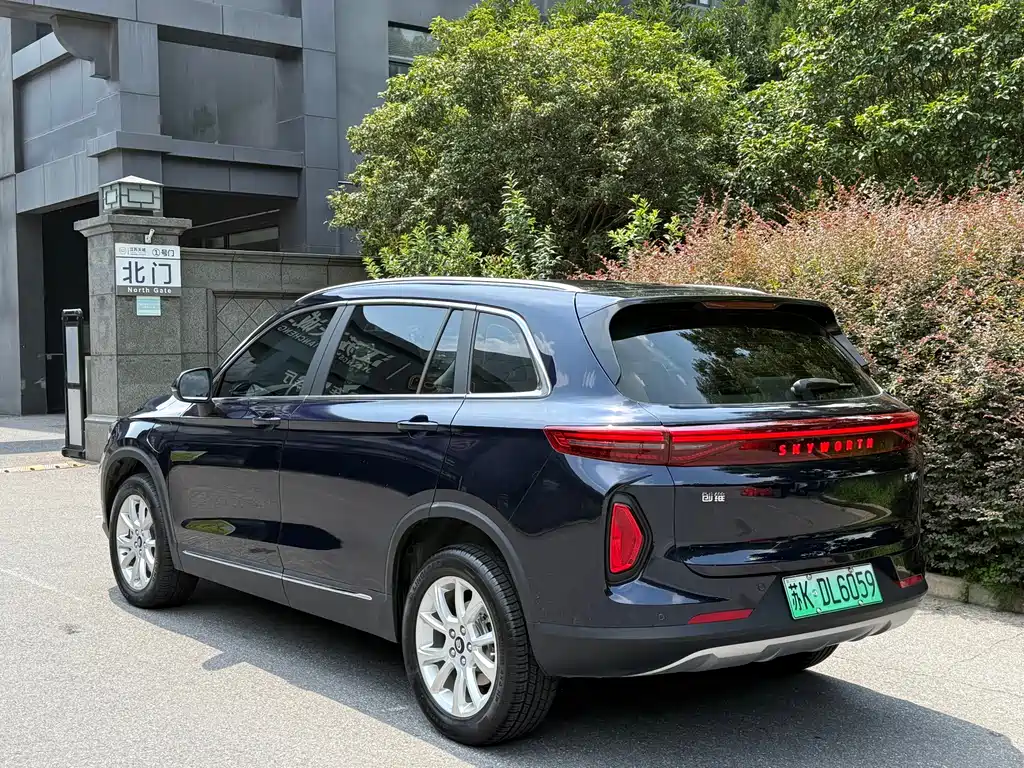 Skyworth EV6 — миниатюра 5