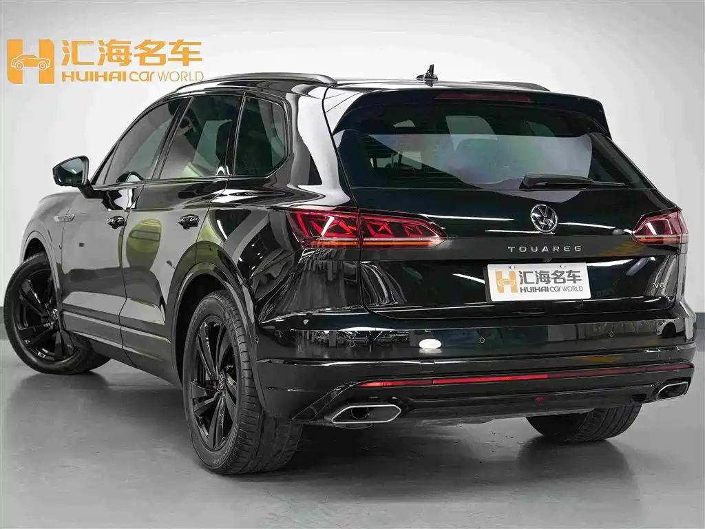 Volkswagen Touareg 2023 3.0TSI Sport