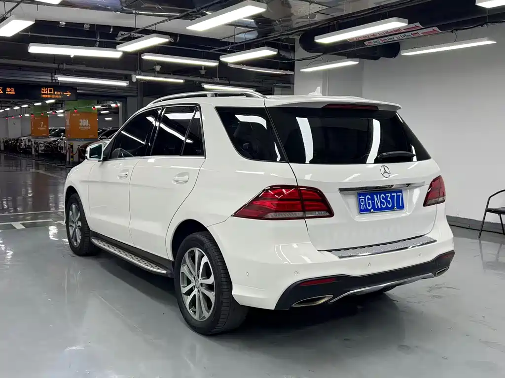 MERCEDES-BENZ GLE