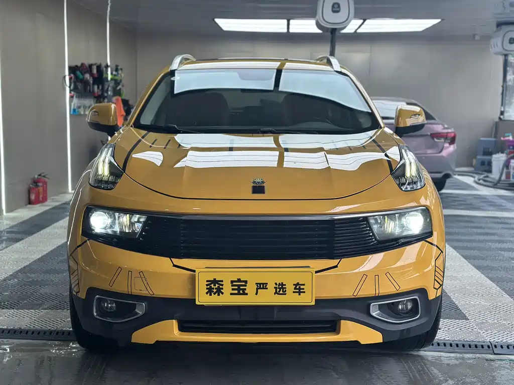 Lynk & Co 01 2017 2.0T Pro