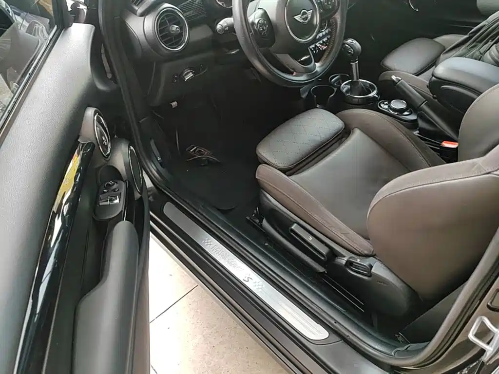 MINI Mini — миниатюра 16