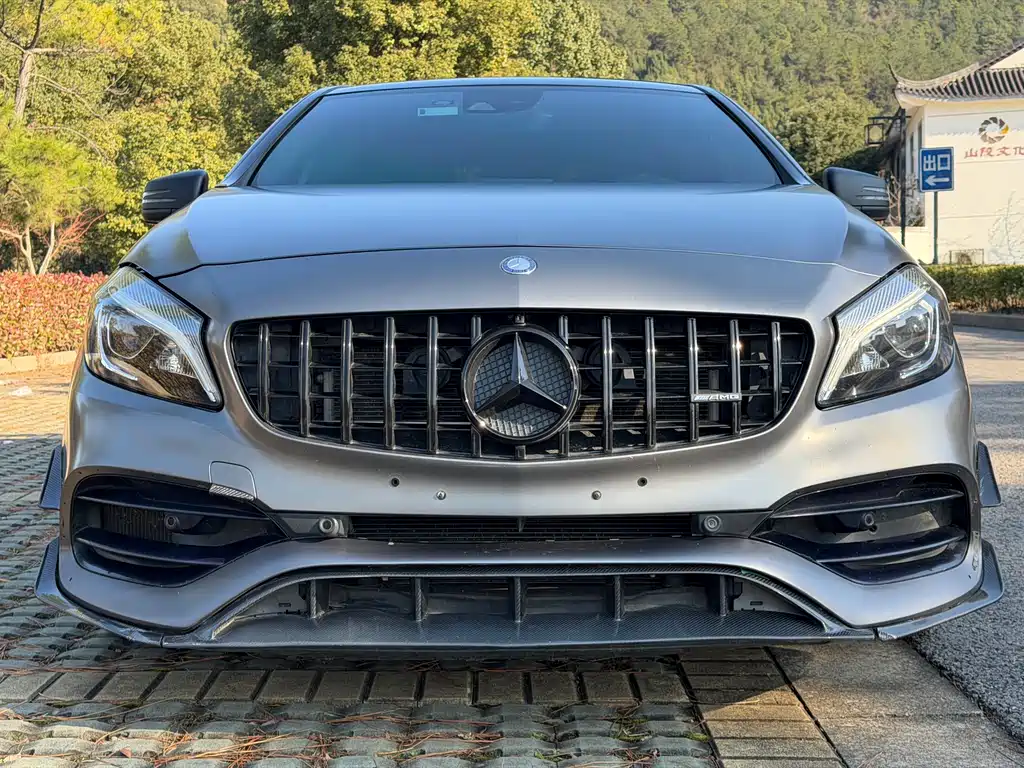 MERCEDES-BENZ A CLASS AMG