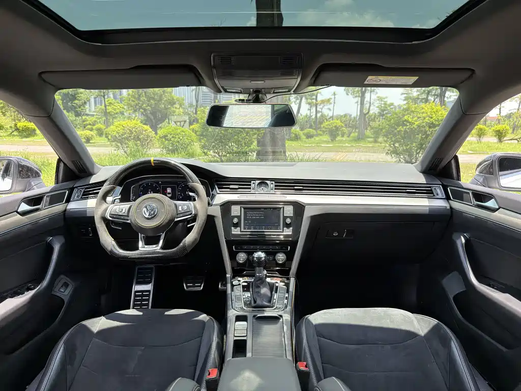 Volkswagen FAW - Passat CC CC 2019 330TSI V