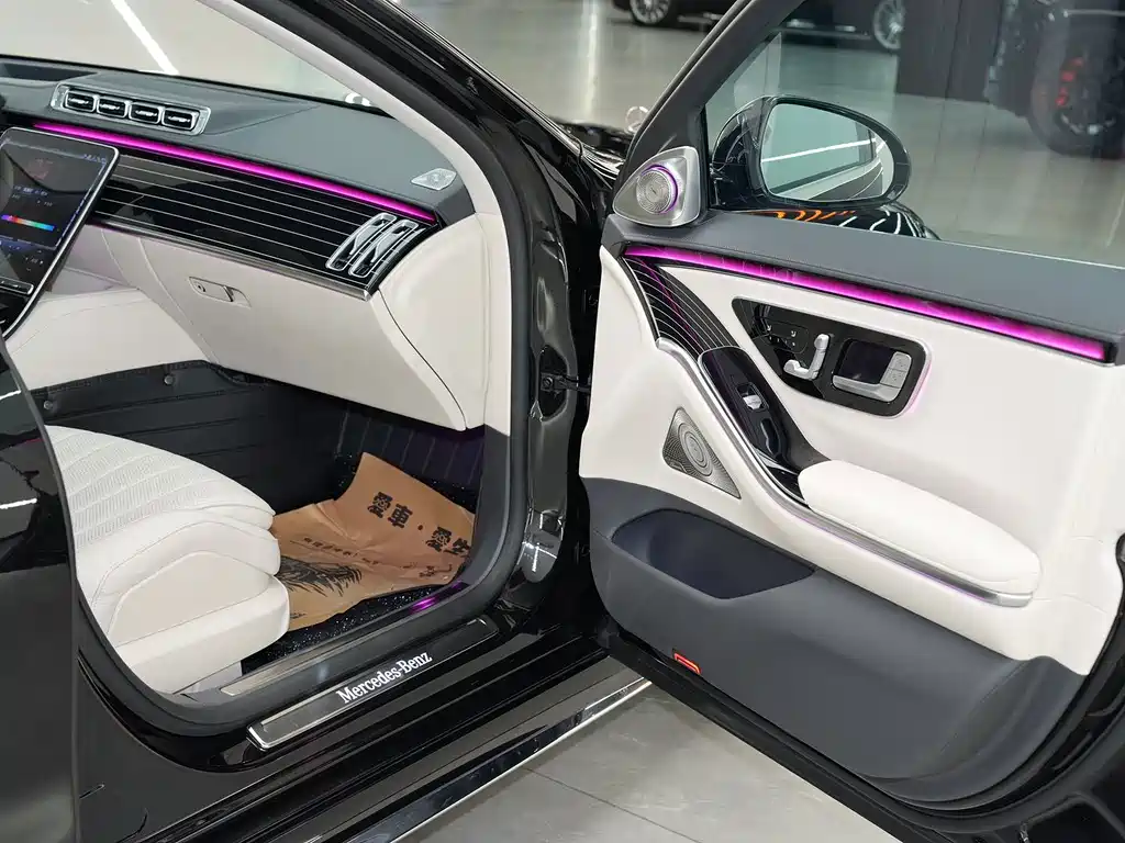 Mercedes-Benz S-Class — миниатюра 23