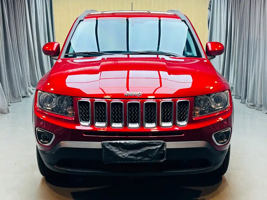 Jeep Compass (Import) — миниатюра 2