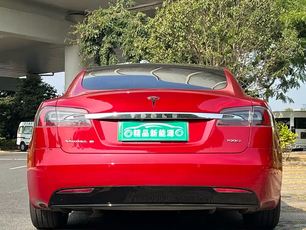 TESLA MODEL S