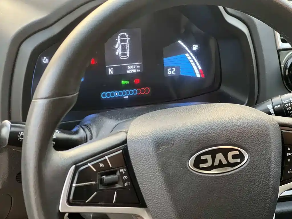 JAC JAC iEV6E — миниатюра 8