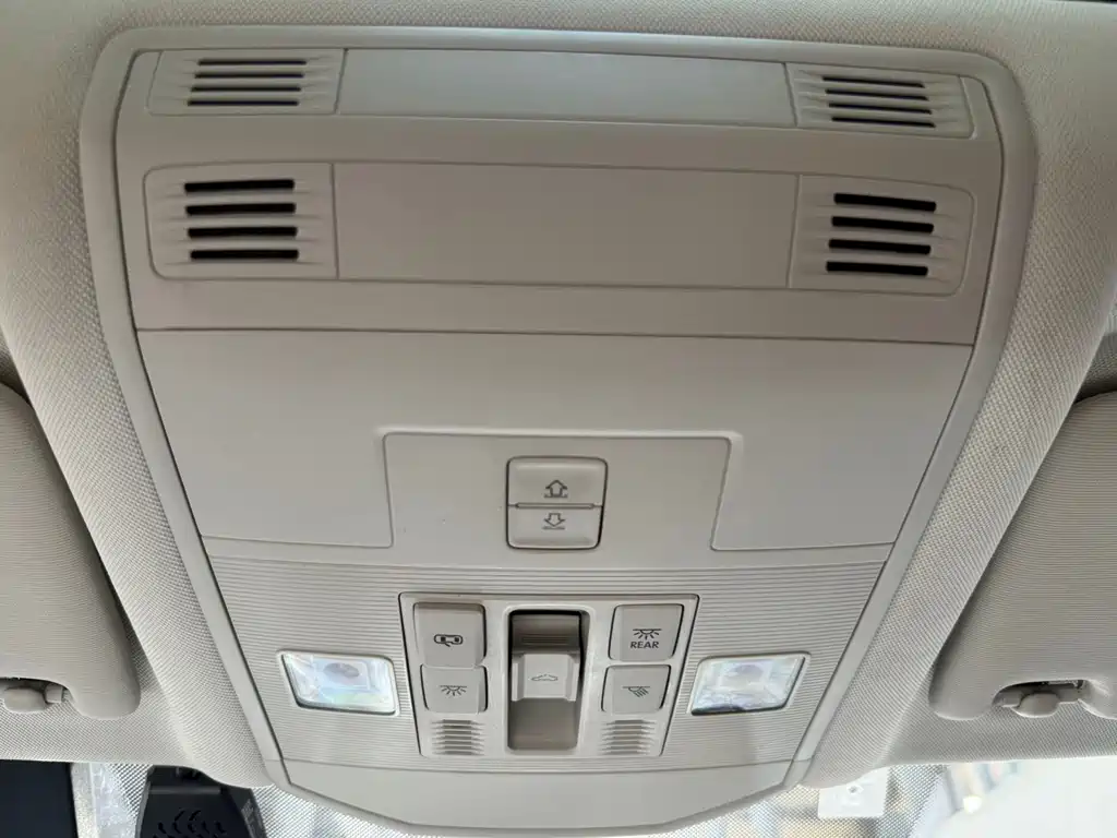Volkswagen T-Roc — миниатюра 18