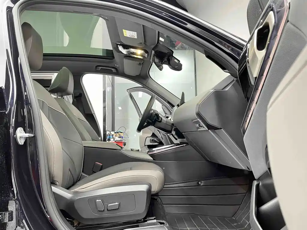 BMW X3 — миниатюра 7