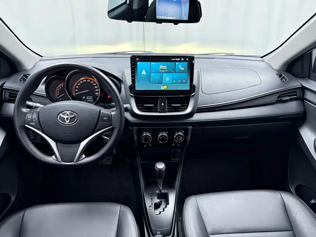 TOYOTA YARIS L ZHIXUAN