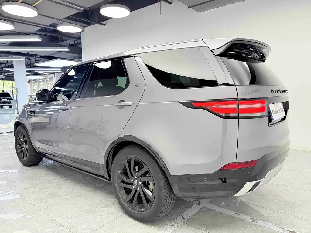 Land Rover Discovery 2020 2.0T 30