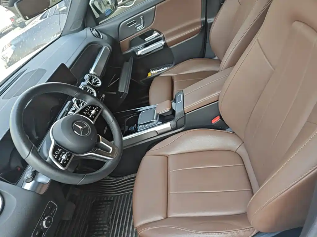 Mercedes-Benz GLB — миниатюра 15