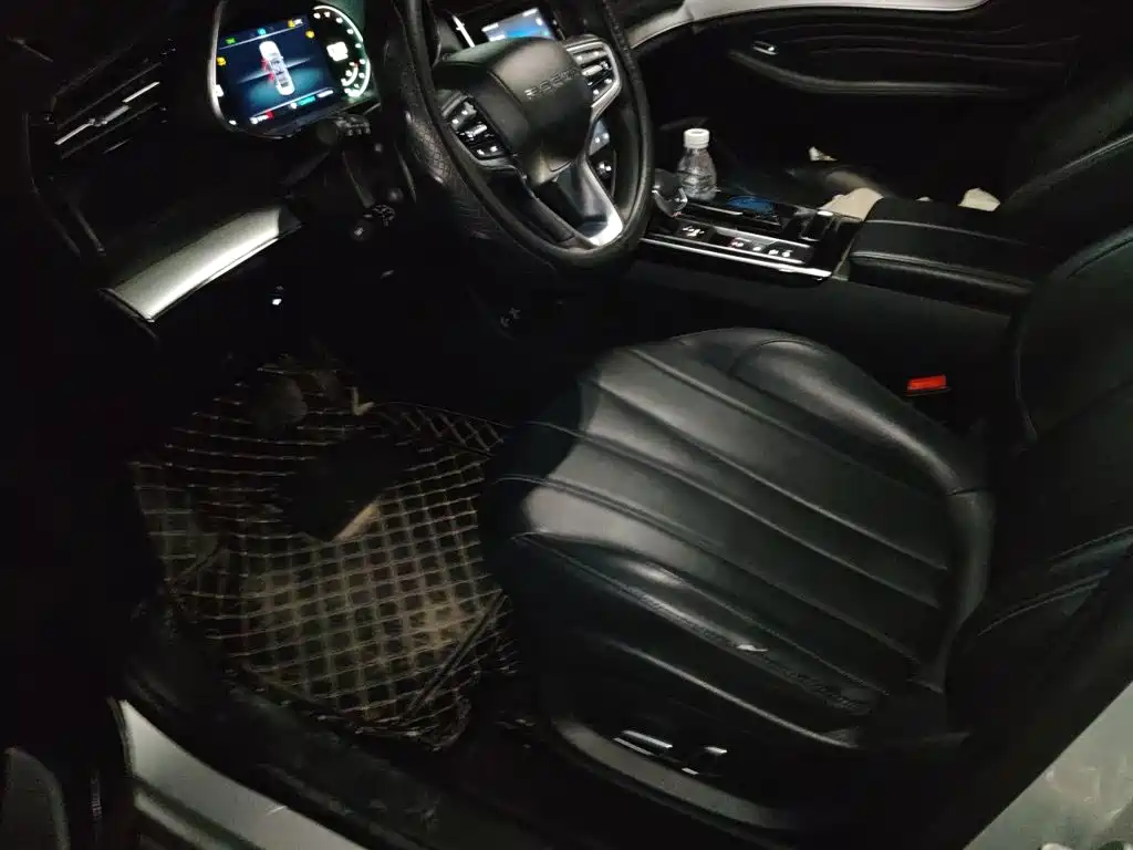 Roewe RX5 MAX — миниатюра 16