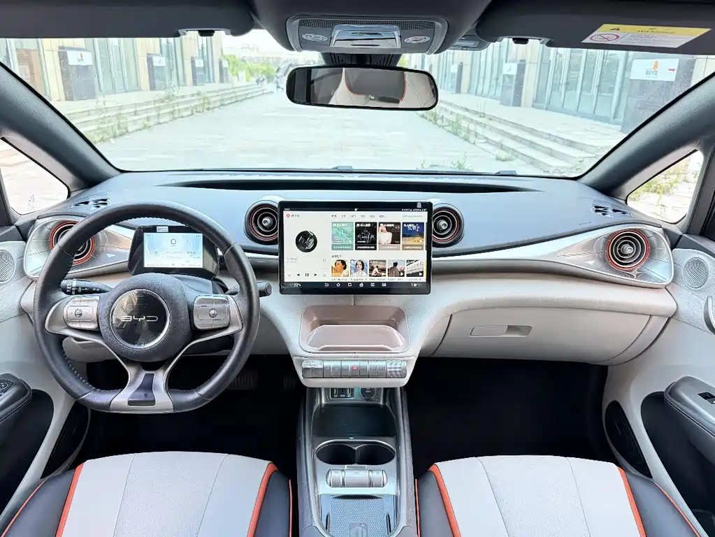 BYD Dolphin — миниатюра 4