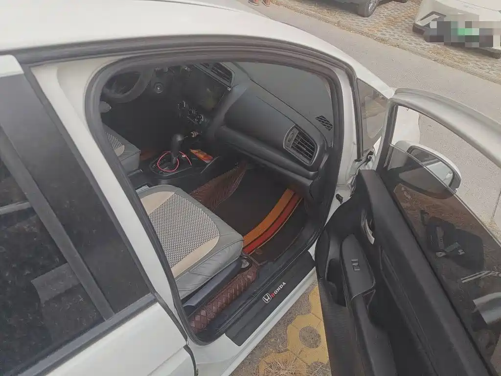 Honda Fit — миниатюра 19