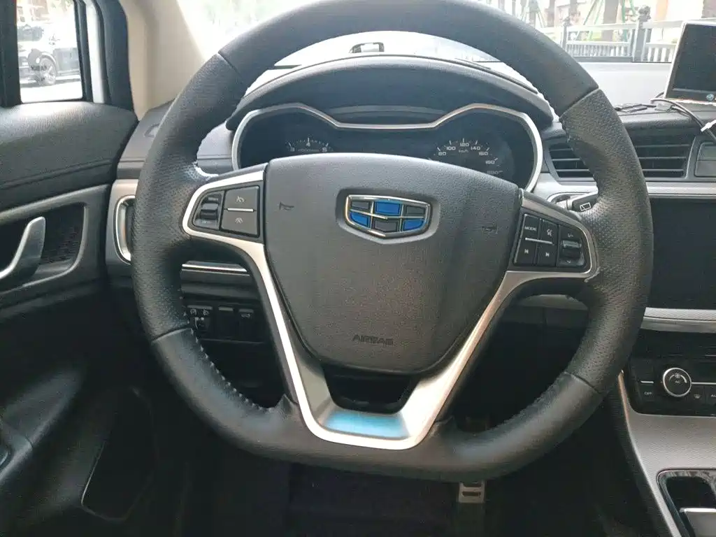 Geely Emgrand GS — миниатюра 6