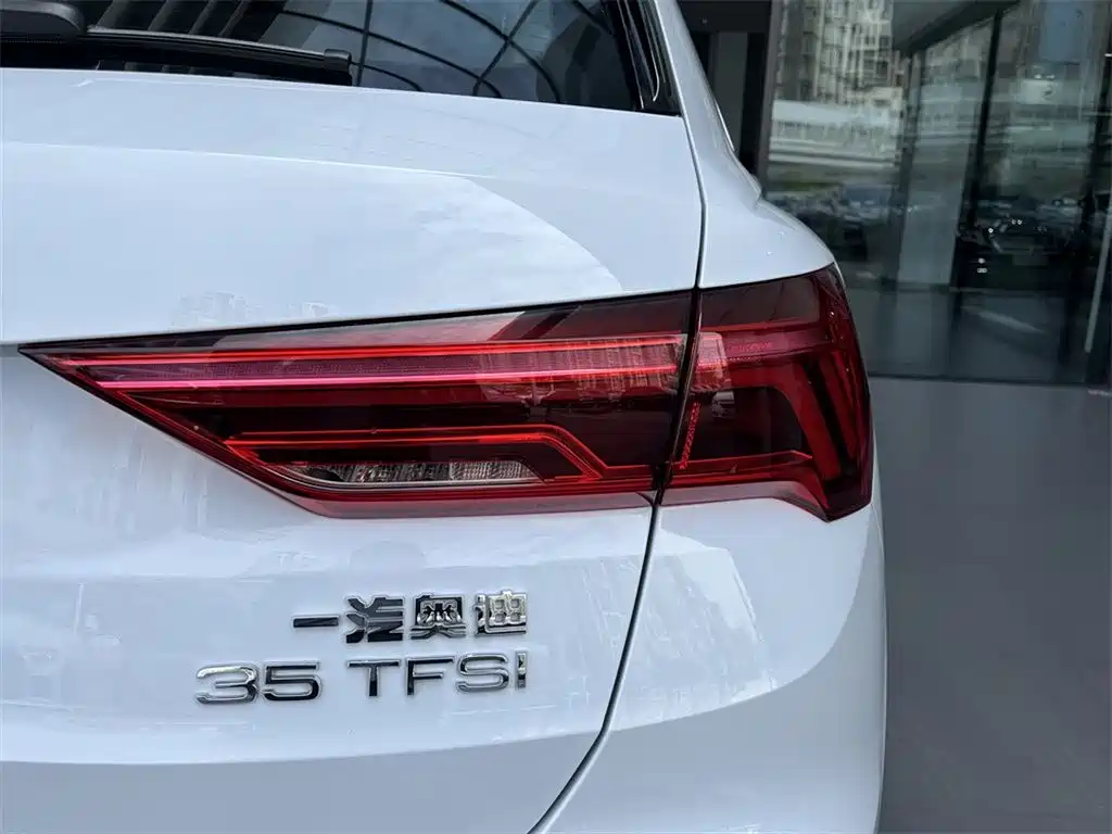 Audi Q3 2024 35 TFSI Fashion