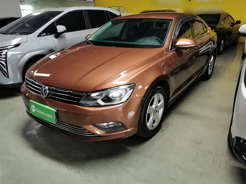Volkswagen Lamando 2015 230TSI DSG Elegant Edition