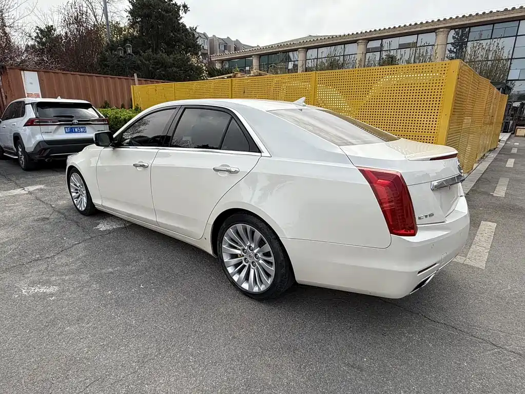 Cadillac CTS — миниатюра 5