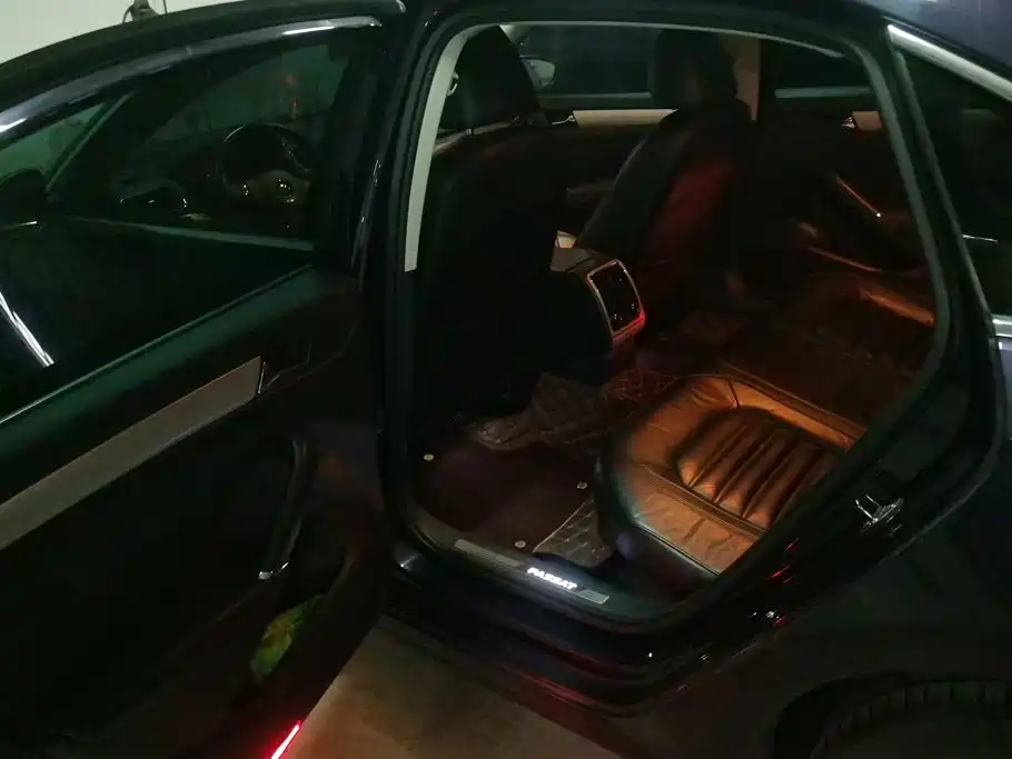 Volkswagen Passat — миниатюра 11