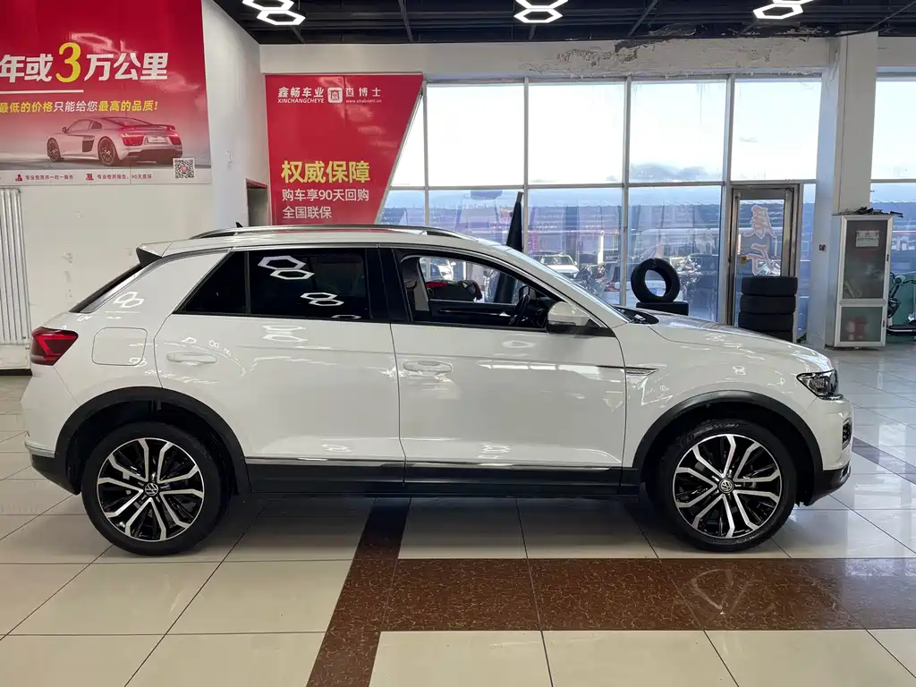 VOLKSWAGEN T ROC EXPLORING SONGS