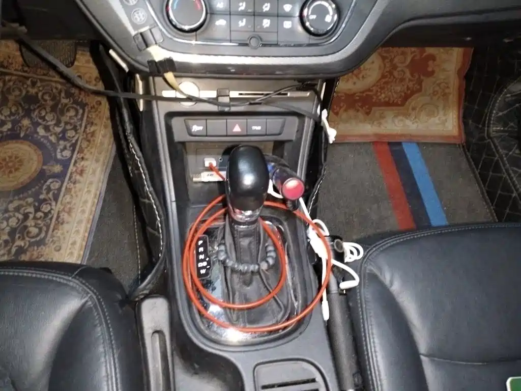 Roewe 360 — миниатюра 10