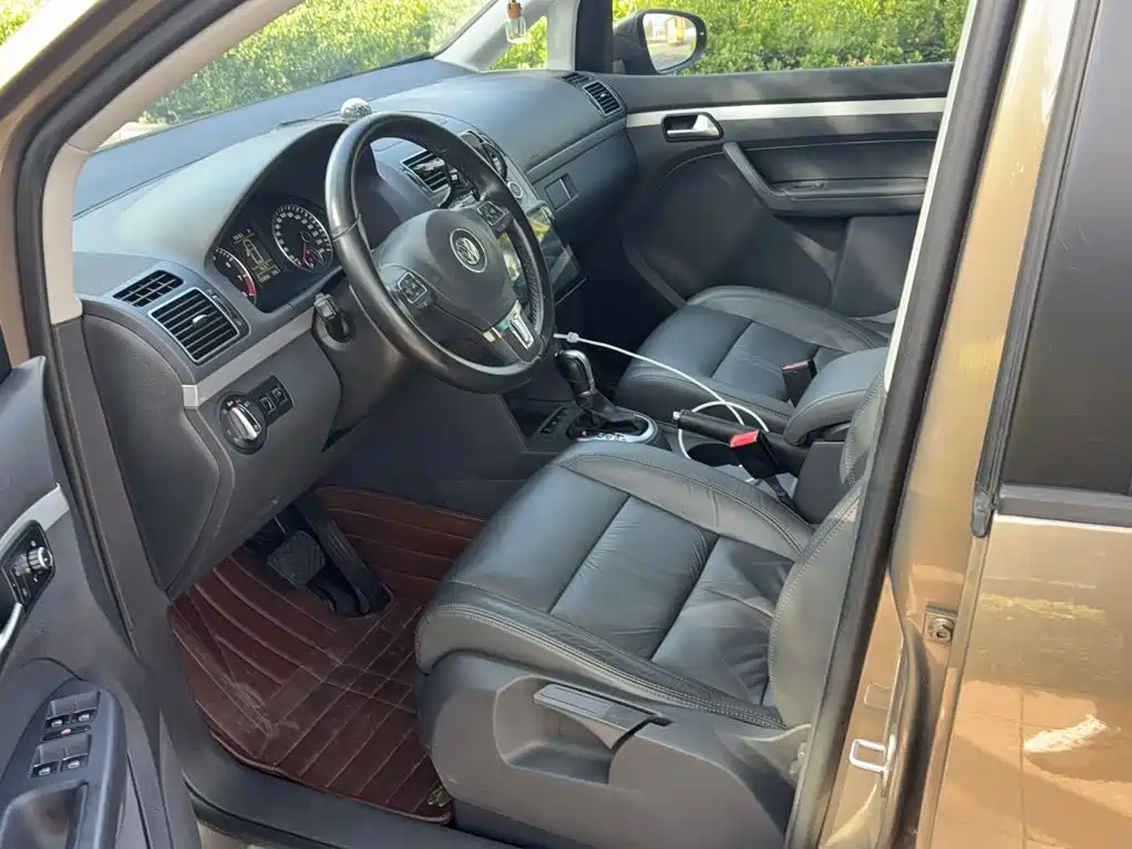 Volkswagen Touran — миниатюра 12