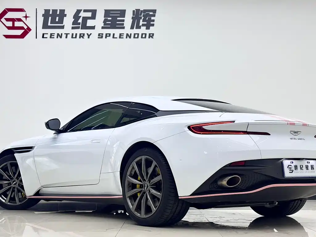 Aston Martin DB11 2019 4.0T V8 Coupe