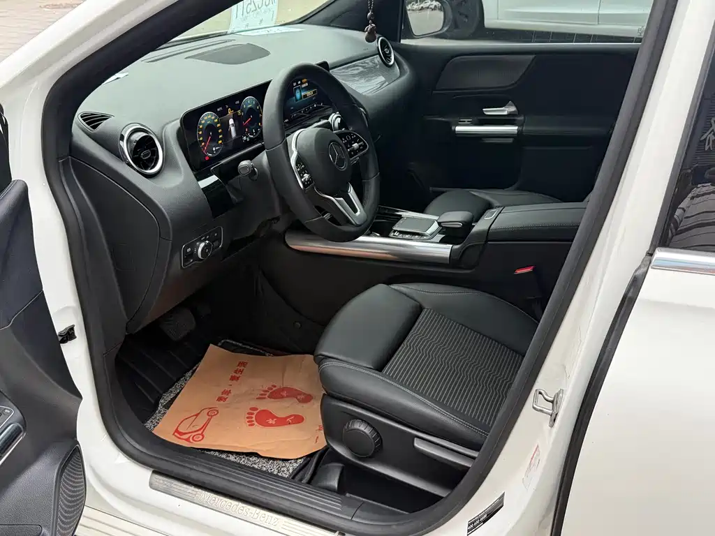 Mercedes-Benz B-Class — миниатюра 14