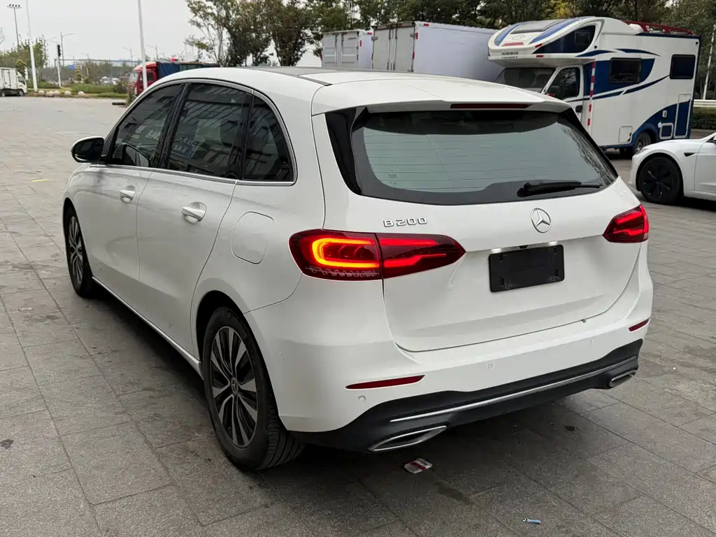 Mercedes-Benz B-Class — миниатюра 4