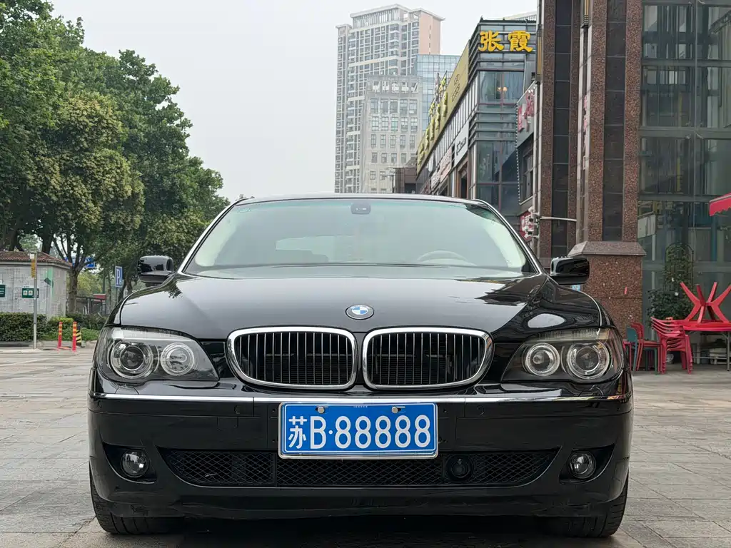 BMW 7 Series 2005 740Li