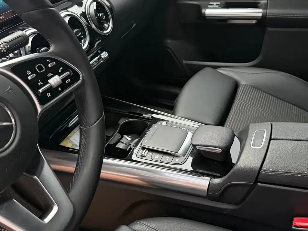Mercedes-Benz B-Class — миниатюра 13