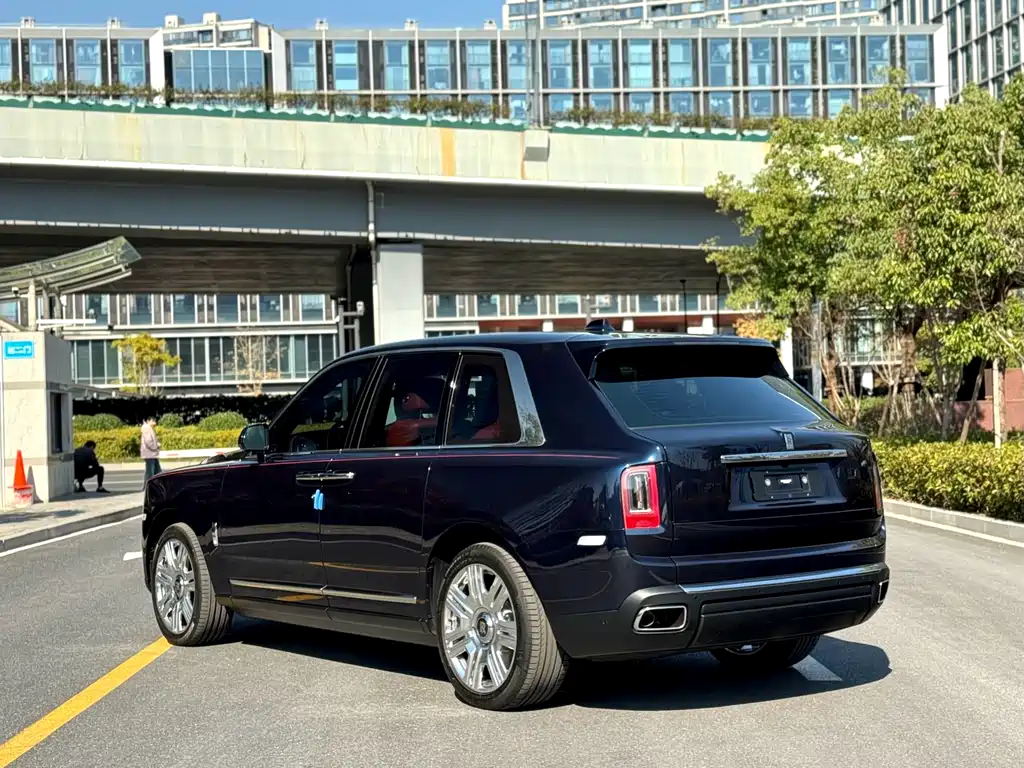ROLLS-ROYCE CULLINAN