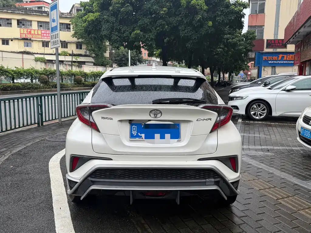 Toyota C-HR — миниатюра 5