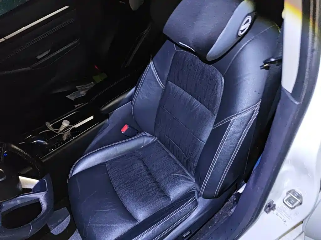 Nissan Teana — миниатюра 12
