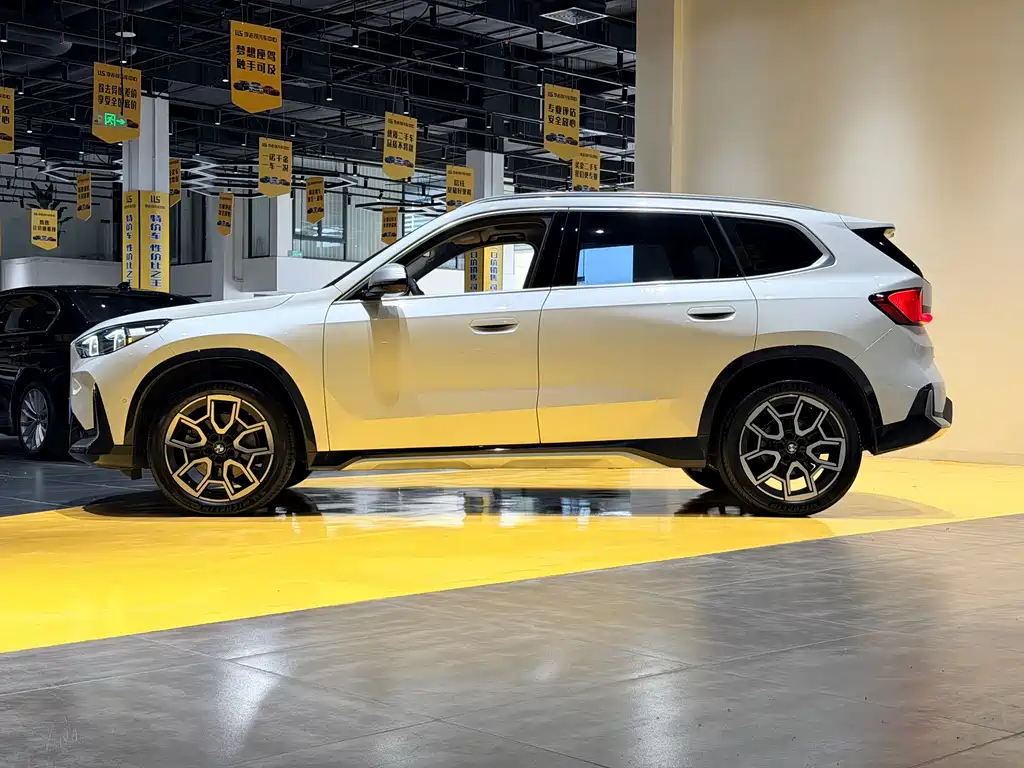 BMW X1 2023 sDrive25Li X