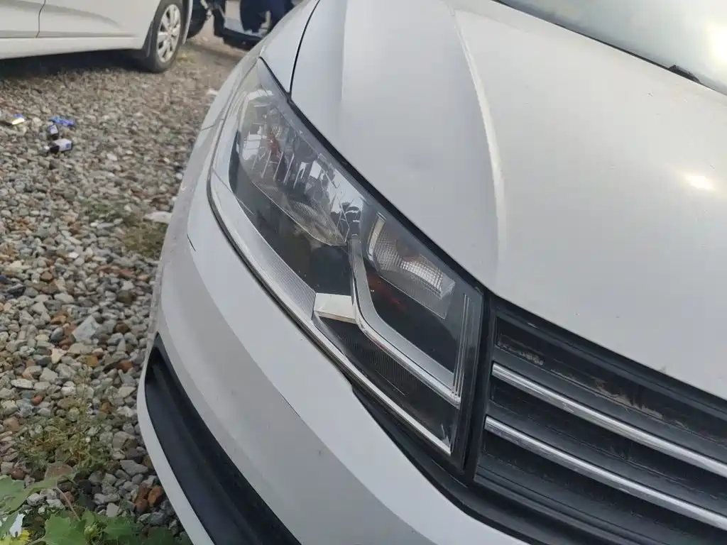 Volkswagen Santana — миниатюра 7