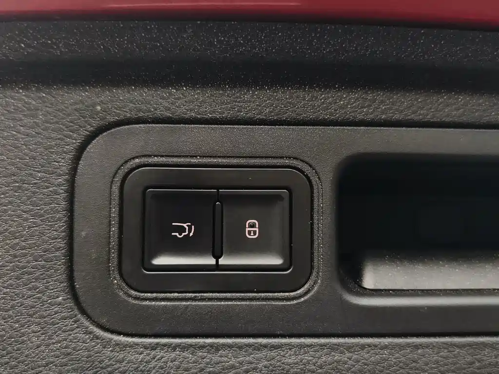 BYD Tang New Energy — миниатюра 19