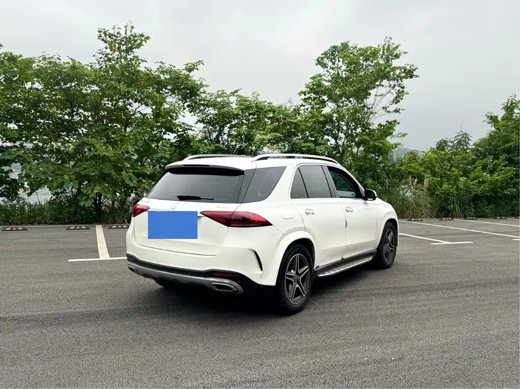 Mercedes-Benz GLE (Import) — миниатюра 4