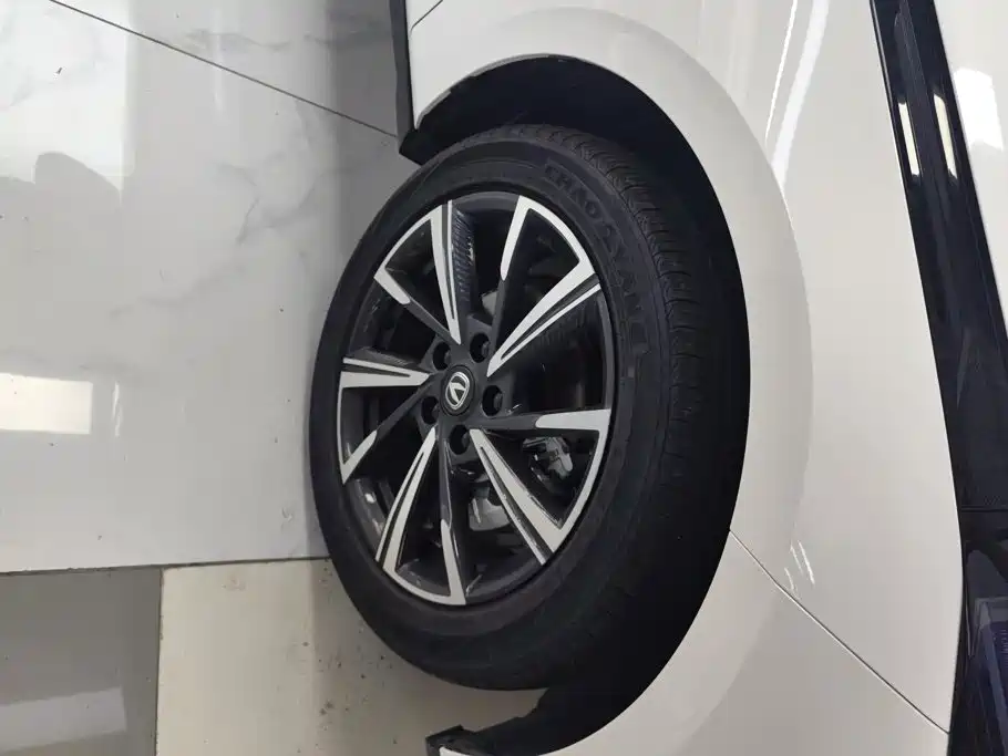 Changan Eado — миниатюра 6