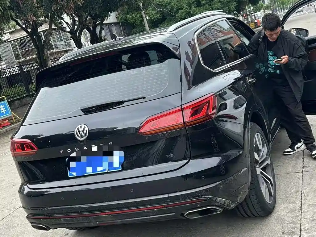Volkswagen Touareg — миниатюра 6