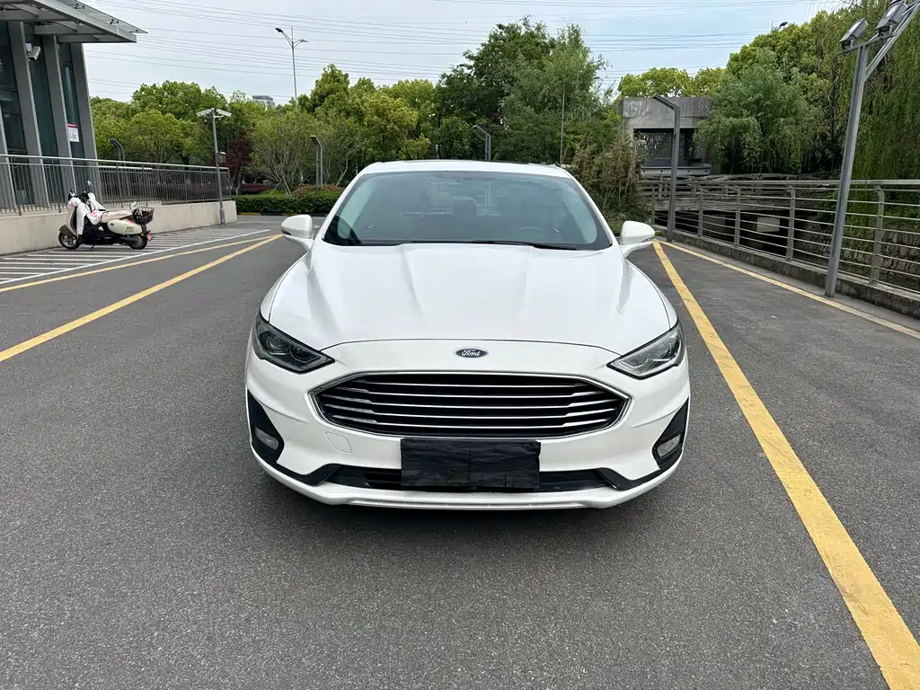 Ford Mondeo 2020 EcoBoost 180 Fashion