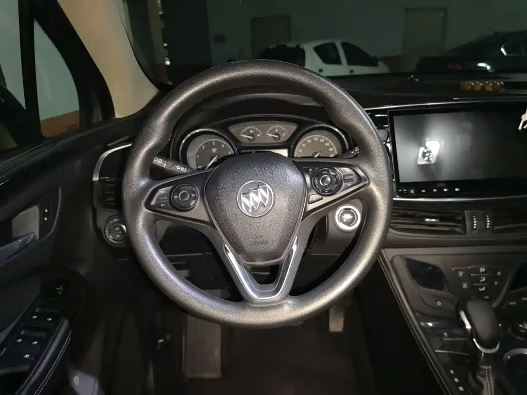 Buick Envision Plus — миниатюра 11