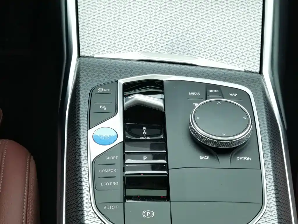 BMW i3 — миниатюра 13