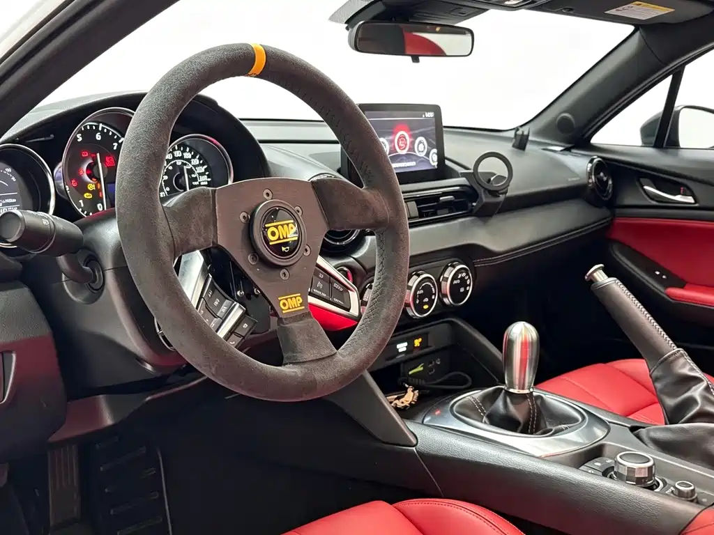 Mazda MX-5 — миниатюра 4