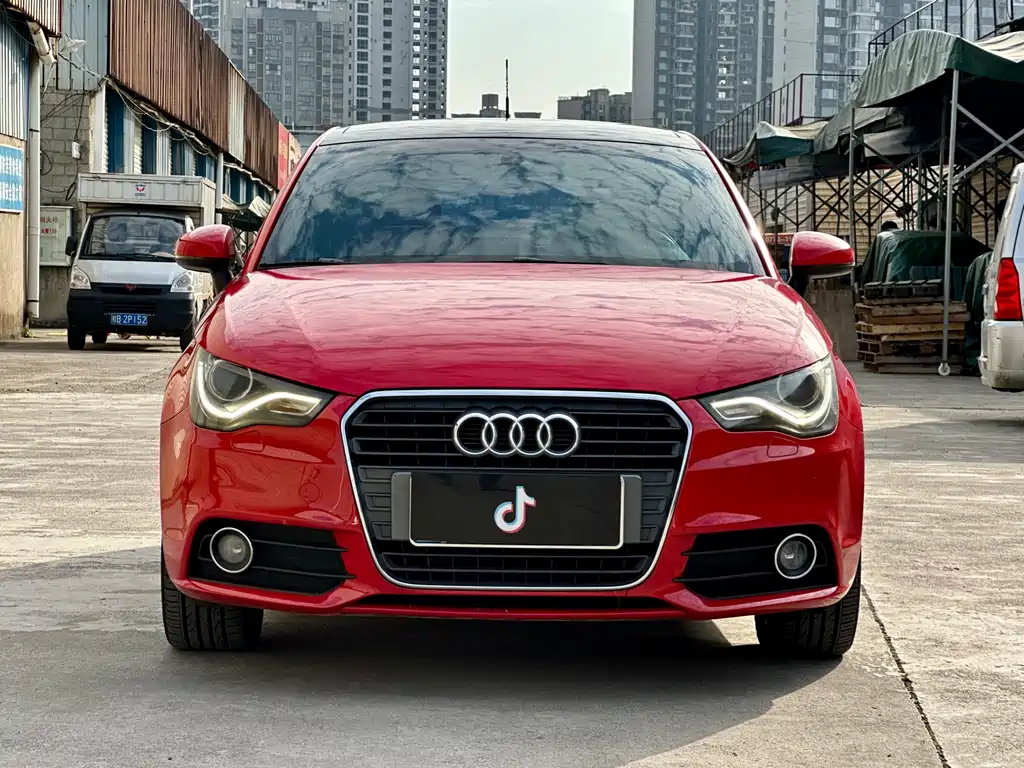 Audi A1 2014 30 TFSI Sportback Comfort