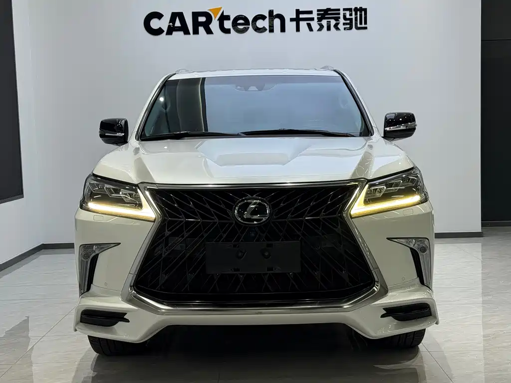 Lexus LX 2019 570