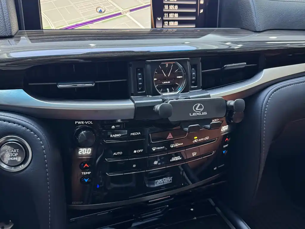 Lexus LX — фотографии объявления, Фото 13