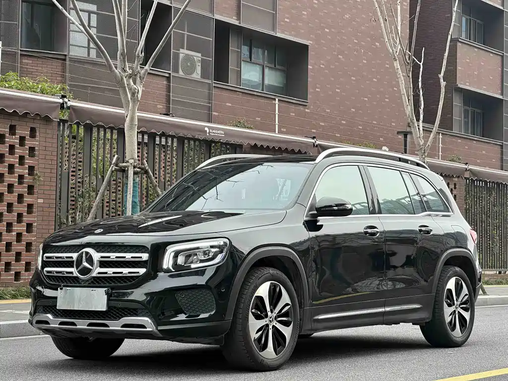 Mercedes-Benz GLB 2021