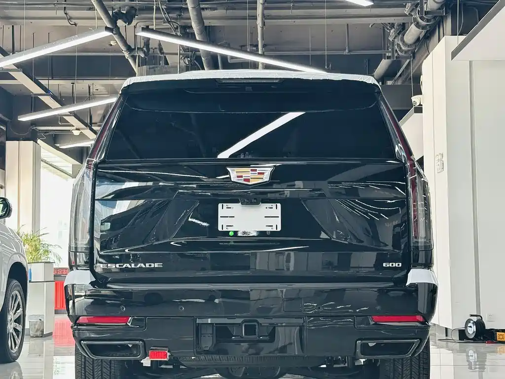 Cadillac Escalade 2026 6.2L Sport Long Wheelbase